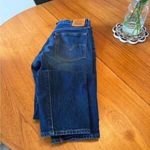 Levi’s Wedgie Straight Jeans